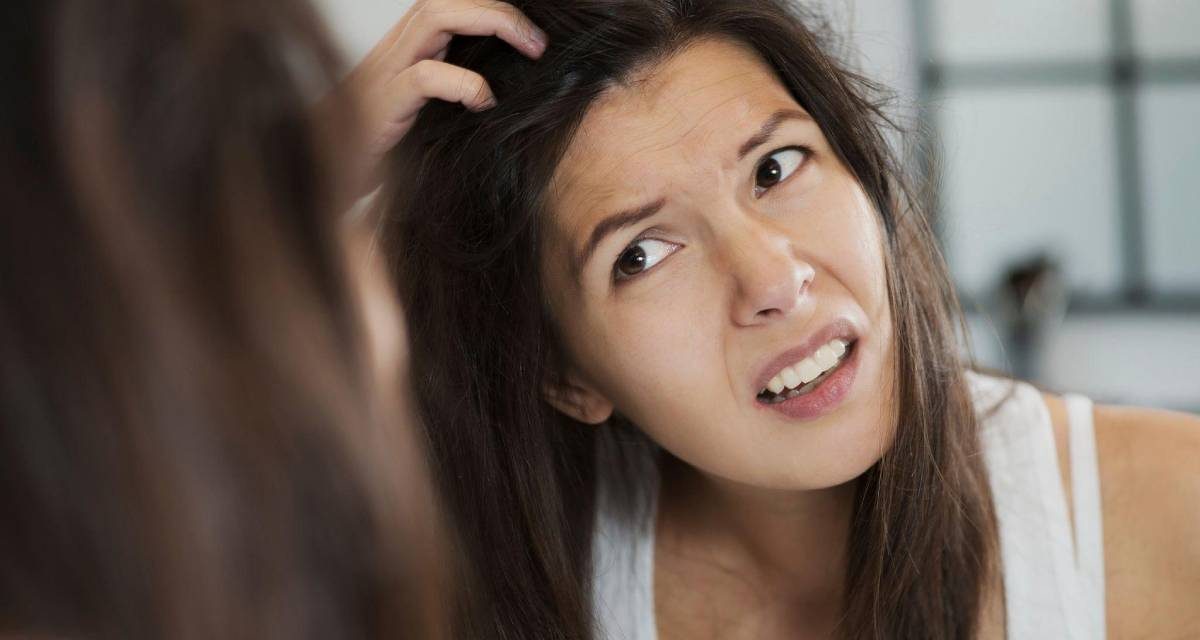 3 Health Welfares of Using a Scalp Scrub for Your Hair