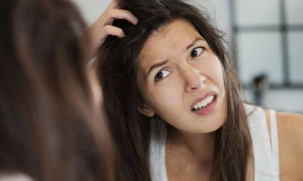 3 Health Welfares of Using a Scalp Scrub for Your Hair
