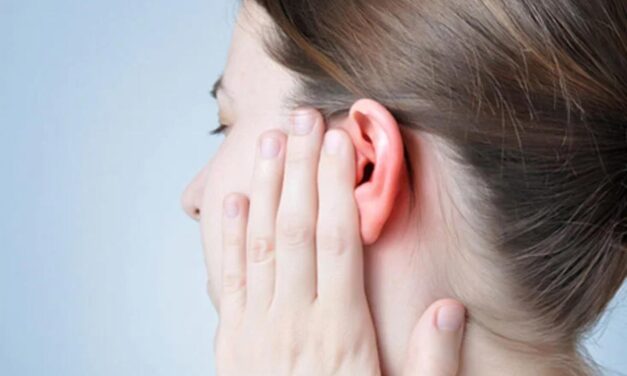 How to Unclog Ears Naturally