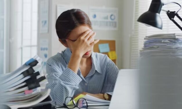 Heart Palpitations and a Headache: 7 Reasons to Get  at the Same Time